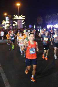 BIB: 40795
                            <button type="button" onclick="openModal(23207915)" class="btn btn-primary btn-sm float-right btn-popup" data-toggle="modal" data-target=".modal-high-quality">
                        <i class="fas fa-shopping-cart"></i> Add to Cart
                    </button>
                                            <button type="button" onclick="isThisMe(23207915, true)" class="btn btn-success btn-sm float-right btn-popup btn-isme hidden" data-toggle="tooltip" data-placement="bottom" title="นี่คือรูปของคุณใช่ไหม คลิกที่นี่เพื่อเอาเข้าอัลบั้ม">
                        <i class="fas fa-plus"></i> Add to album
                    </button>
                    <button type="button" onclick="isThisMe(23207915, false)" class="btn btn-warning btn-sm float-right btn-popup btn-isnotme hidden">
                        <i class="fas fa-ban"></i> Remove from album
                    </button>